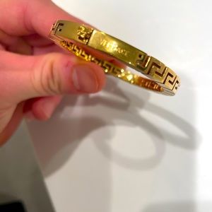 PreOwned Womens Versace Bracelet Small Size